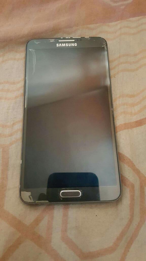 Doy Samsung Note 3 Mas 700 por Una Moto