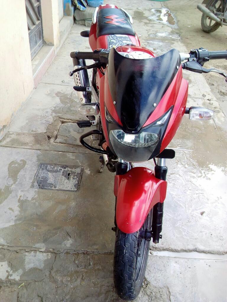 Se Vende Moto Pulsar 180