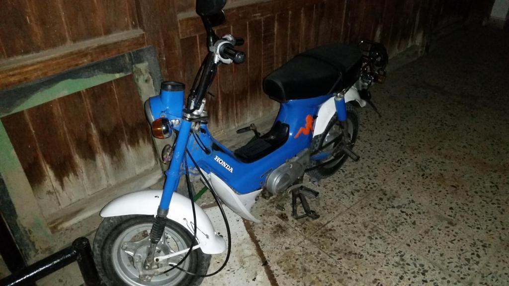 Moto Honda Chaly Cf50 en buen estado con documentos, muy buena maquina