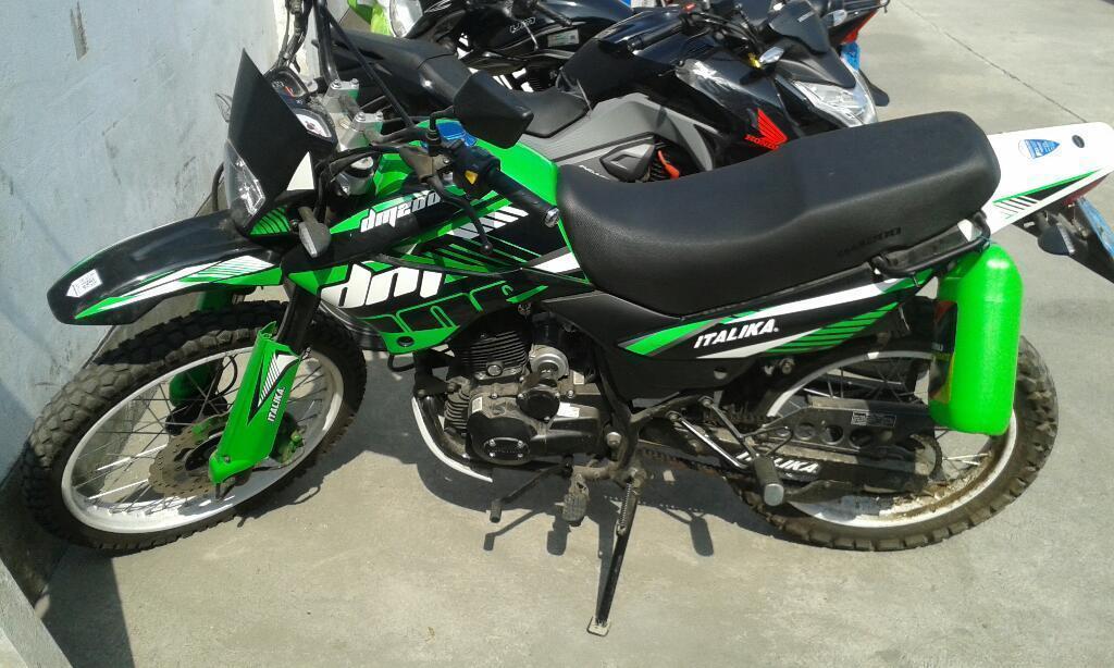 Vendo Moto Italika Dm 200 Verde Nueva