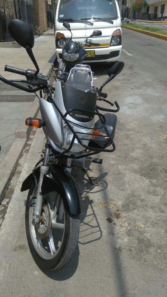 Vendo Moto Storm