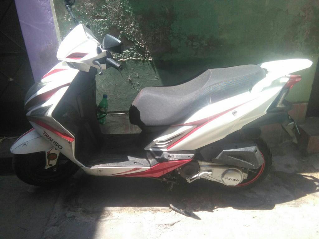 Se Vende Moto Italika