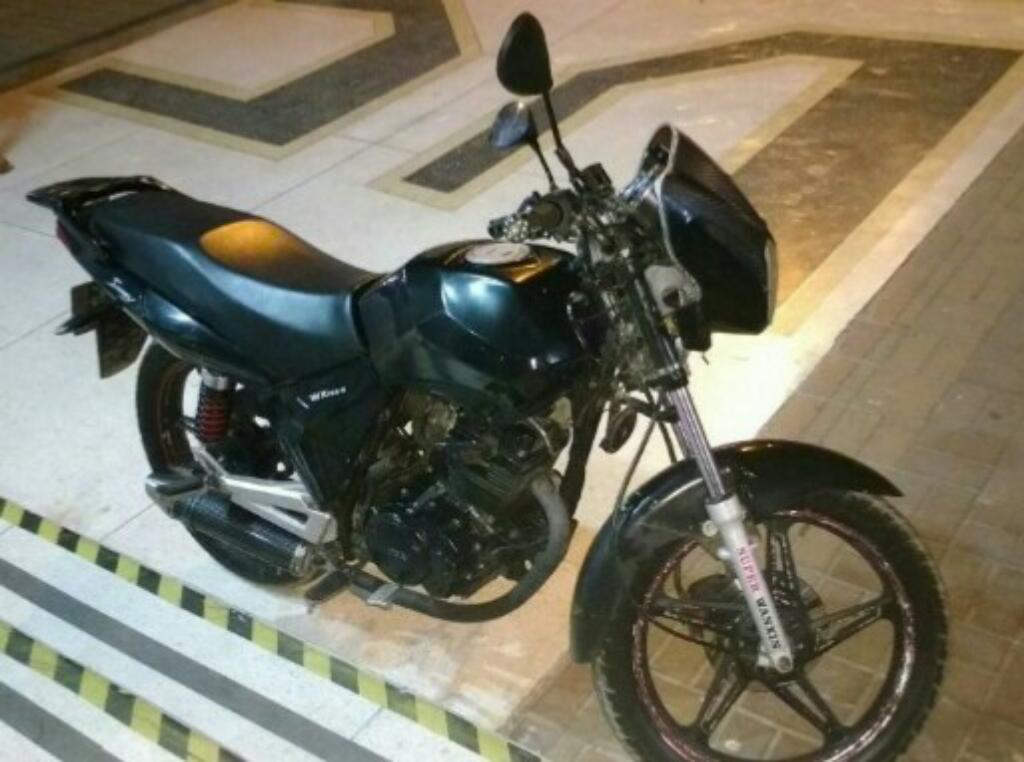 Vendo Mi Moto por Motivo de Estudios