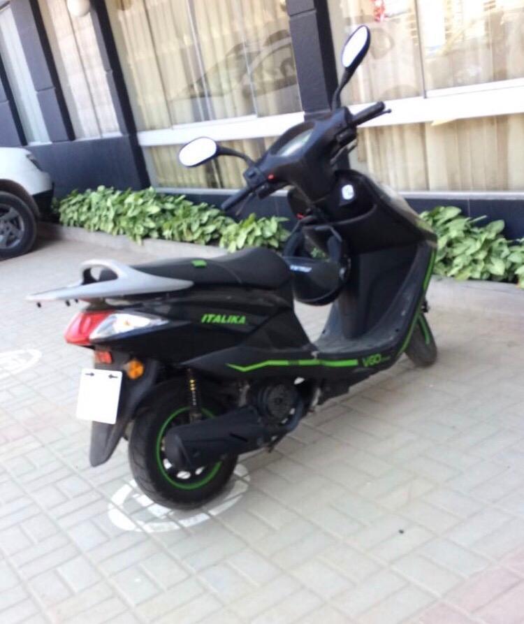 Moto Lineal Scooter Italika VGO