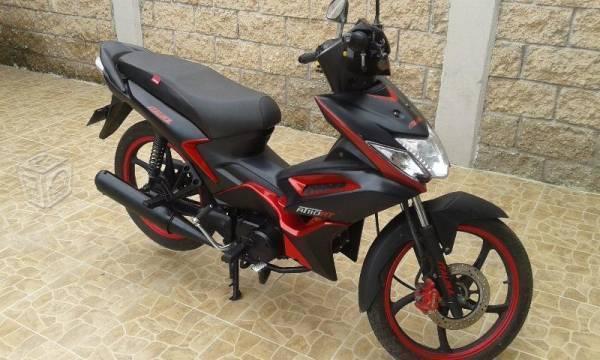 vendo moto italika