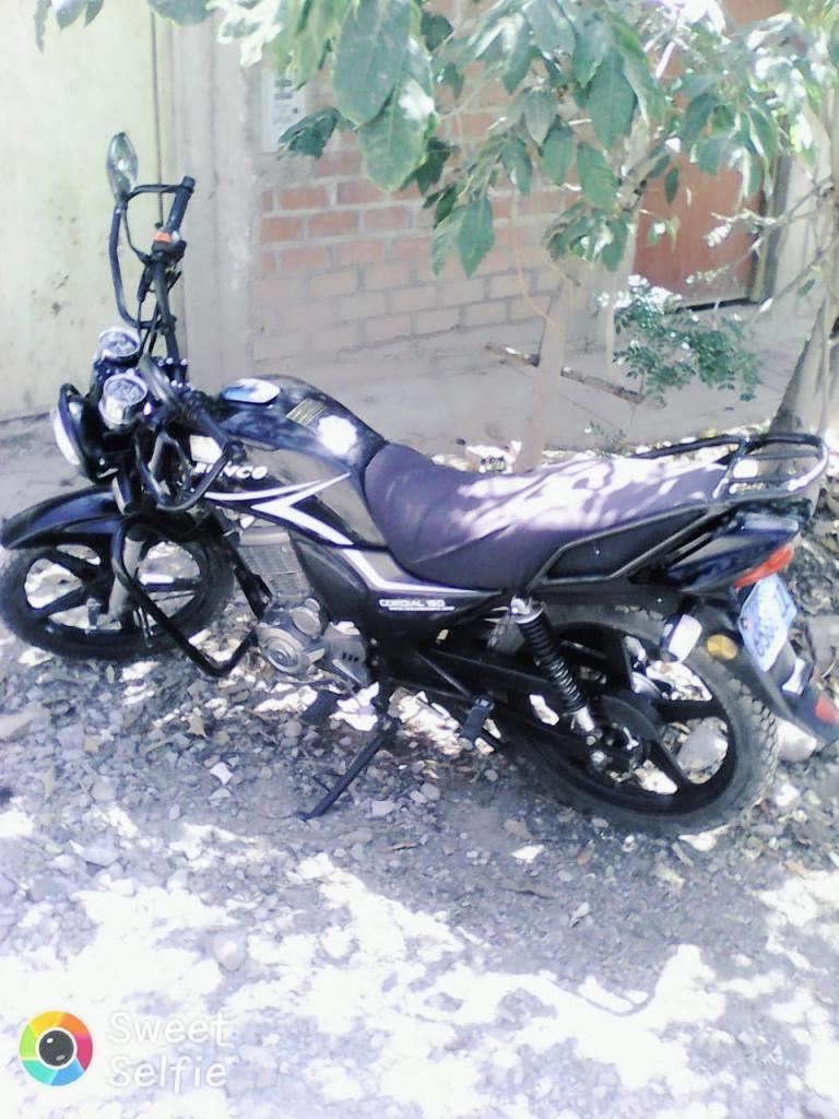 MOTO RONCO SEMIPISTERA DEL 2015 EN PERFECTO ESTADO
