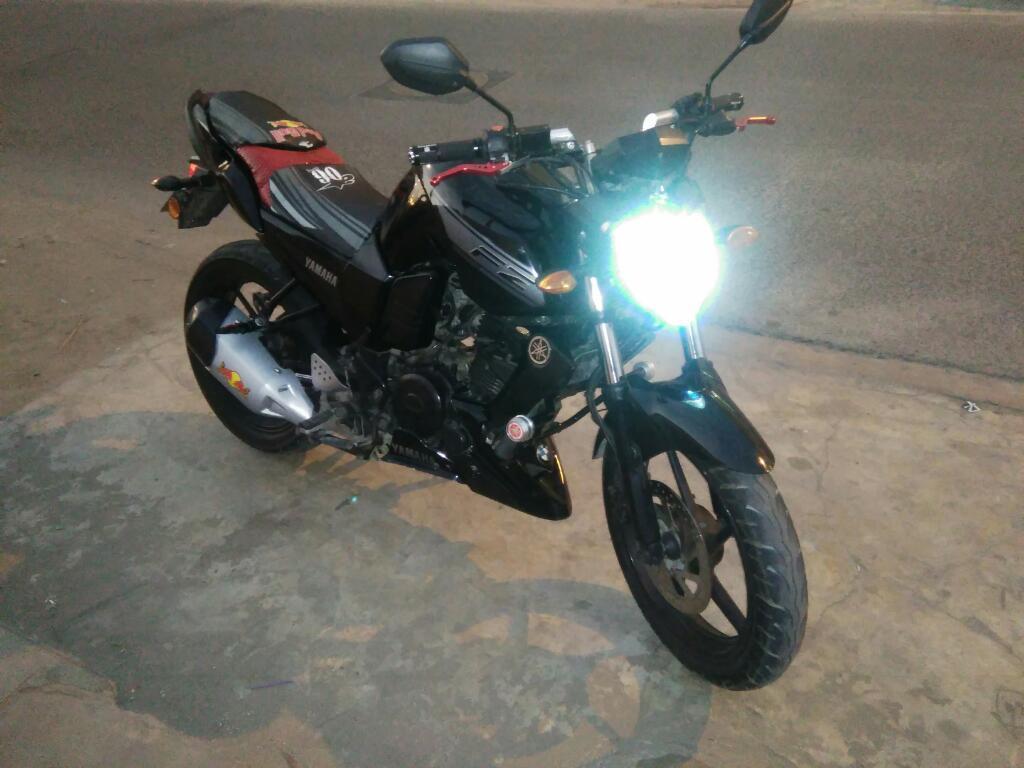 Se Vende Moto Yamaha Fz