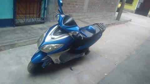 Se vende moto Italika