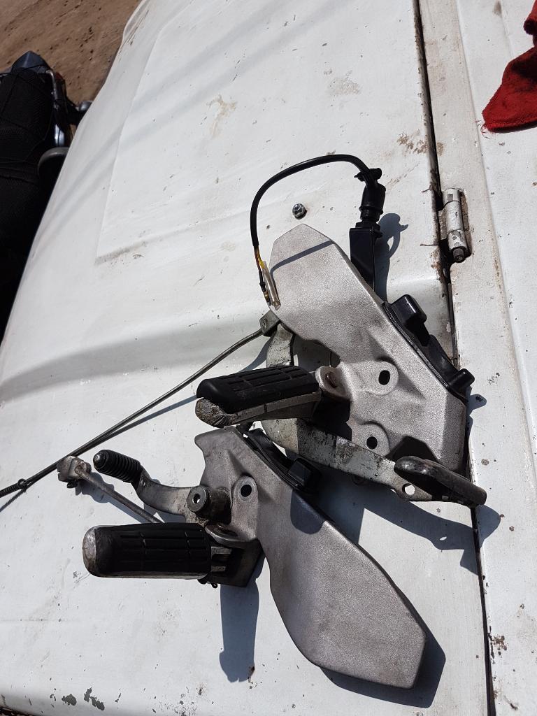 Pisadores Estribos Moto Yamaha Fz 2.0