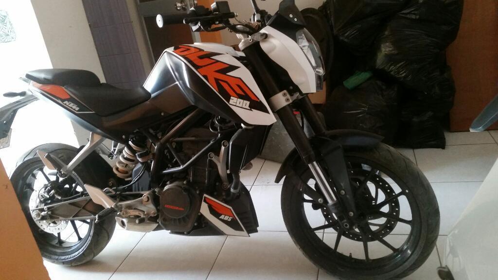 Moto Ktm Duke 200