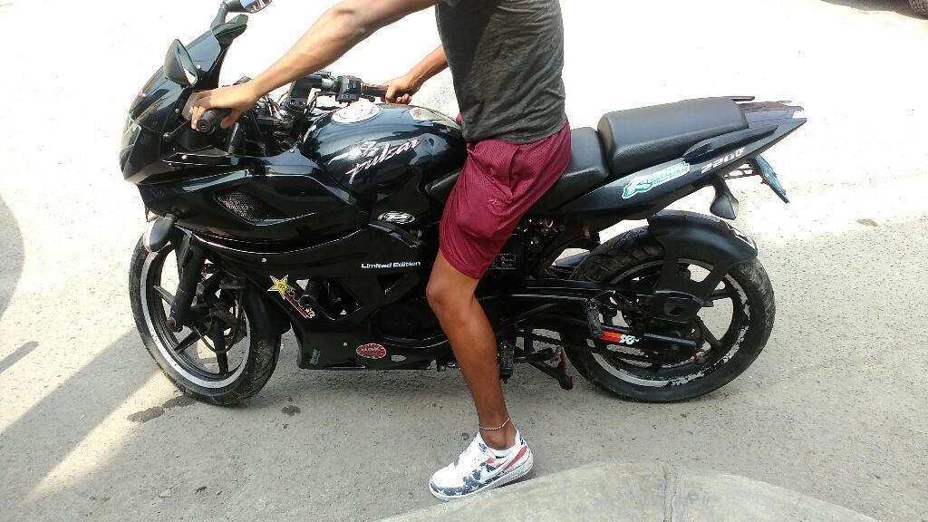 Vendo Moto por Motivo de Viaje