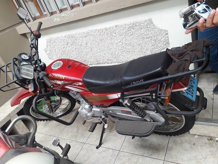 MOTO MODELO CROSS MOTOR 200