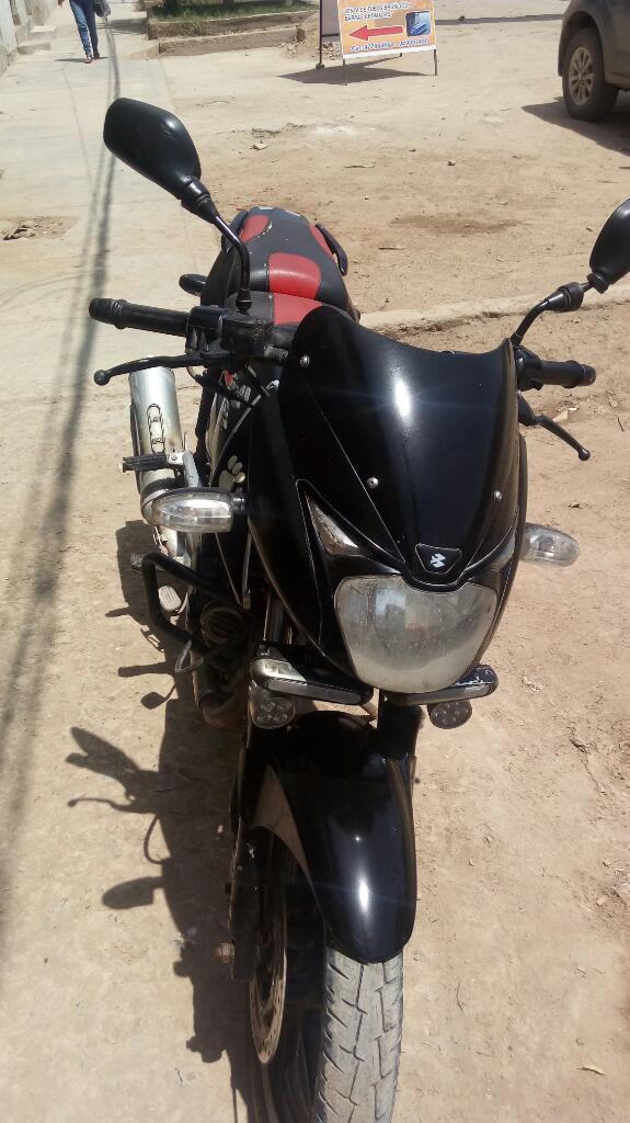 Vendo Pulsar 180