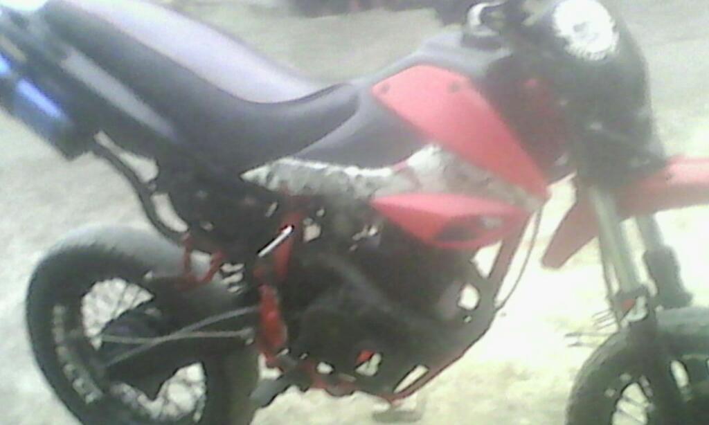 Vendo Moto Italika 150