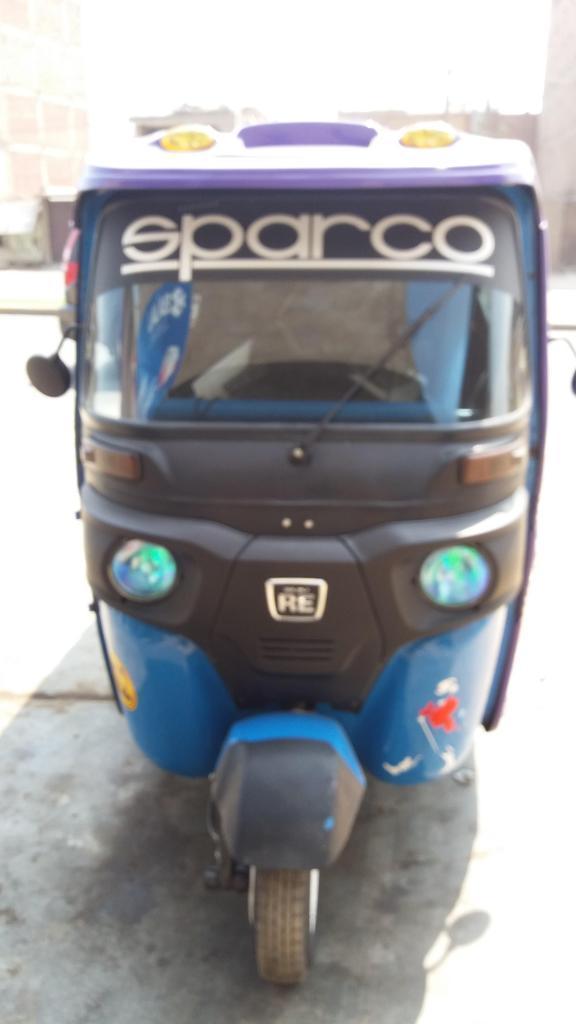 vendo moto marca bajaj torito pocos meses de uso. llamar al 943795787