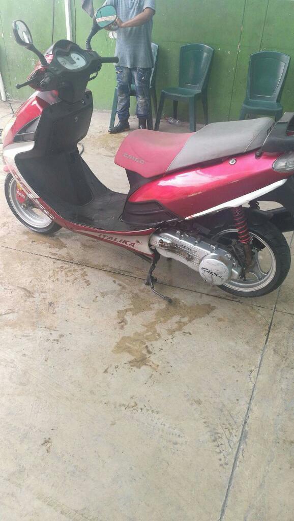 Vendo Moto Italika