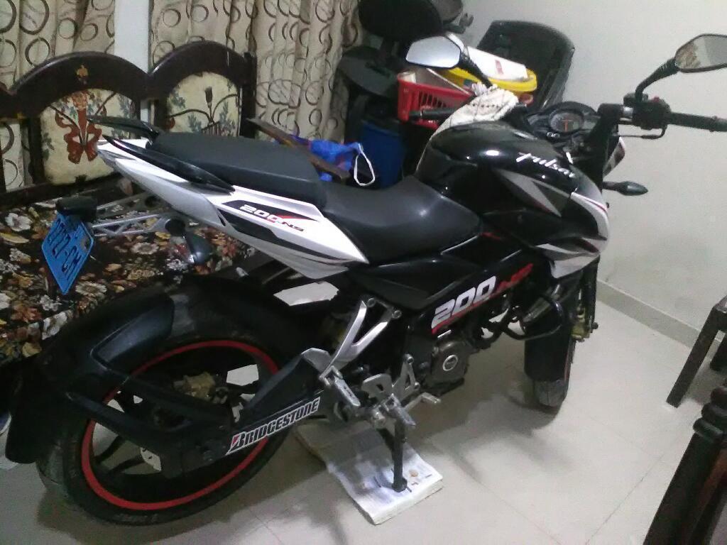 Vendo Moto Pulsar Ns 200 Decal