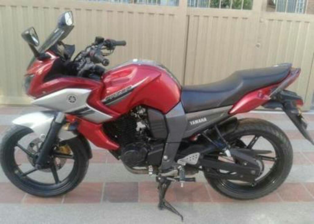 Se Vende Motocicleta Yamaha Fazer