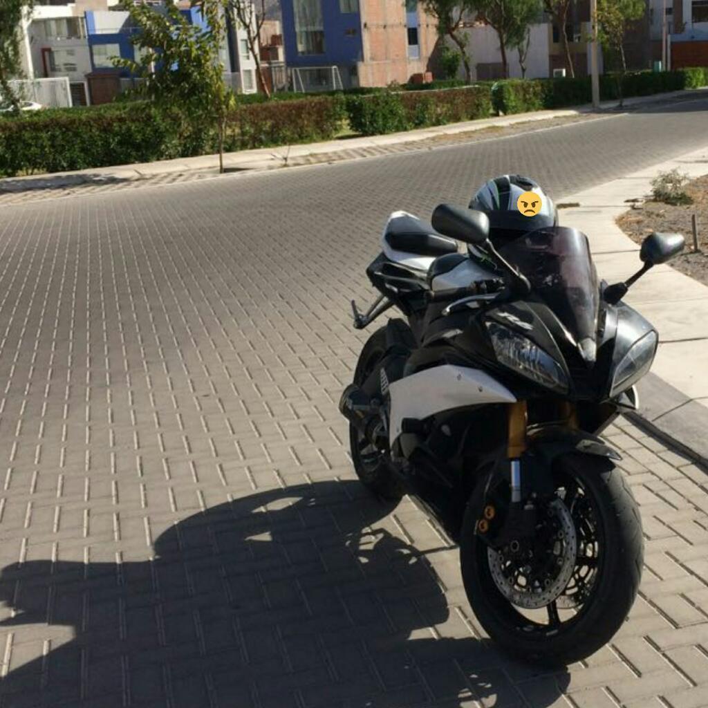 Vendo Moto Pistera Yamaha R6