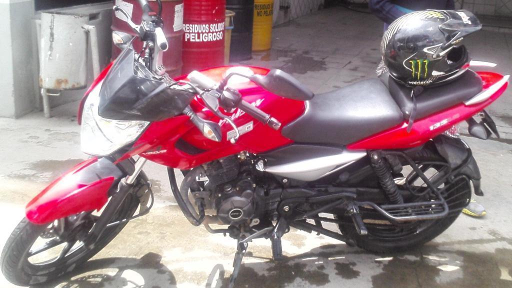 se vende pulsar 135 ls, por motivo de viaje todo operativo