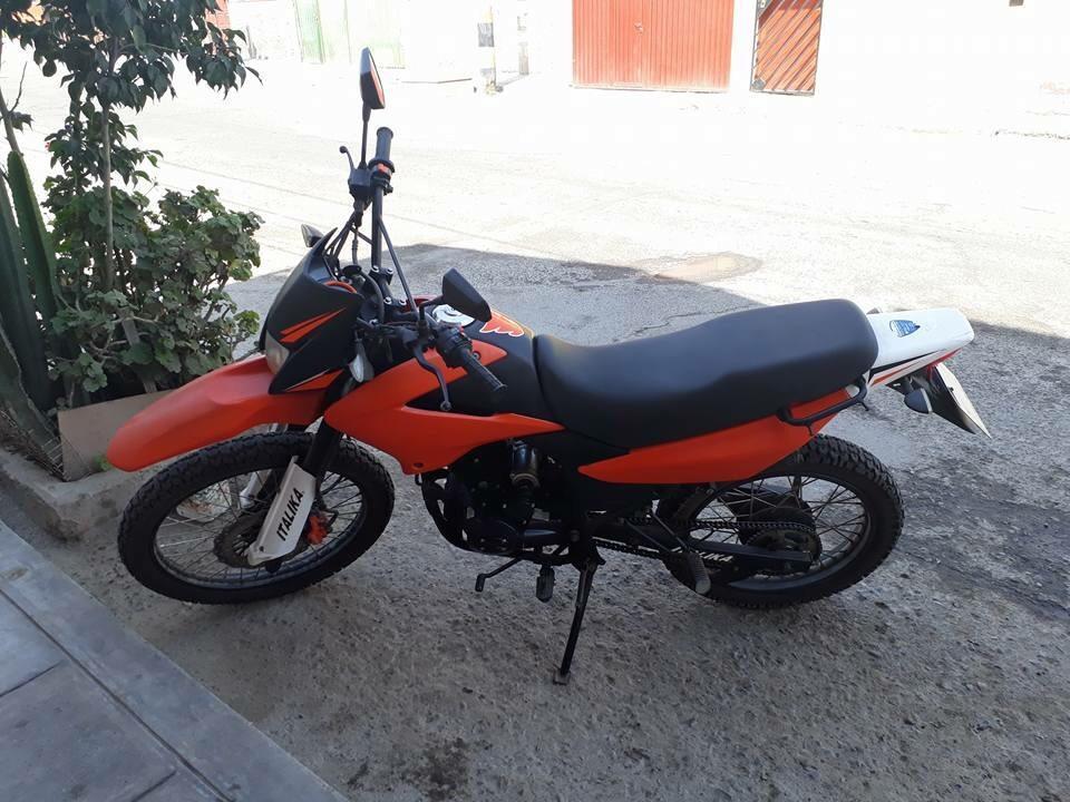 Vendo Italika Dm200