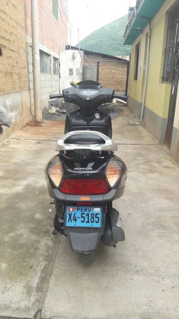 Vendo Moto Lineal Marca Honda