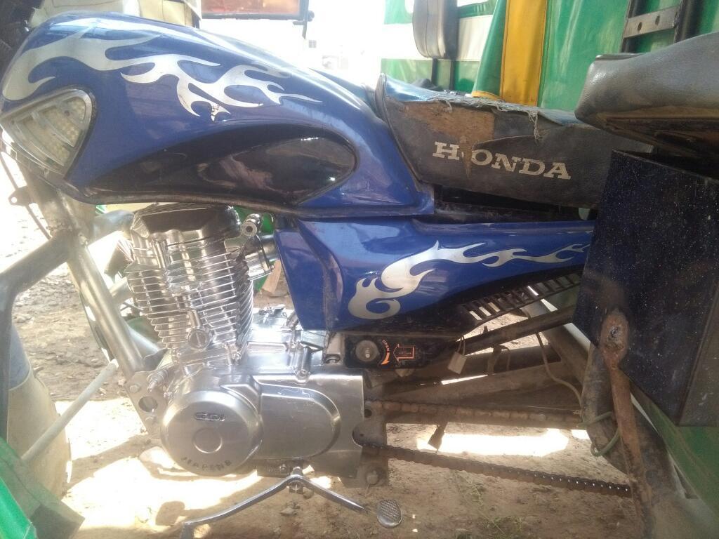 Moto Antiguo 125 Honda
