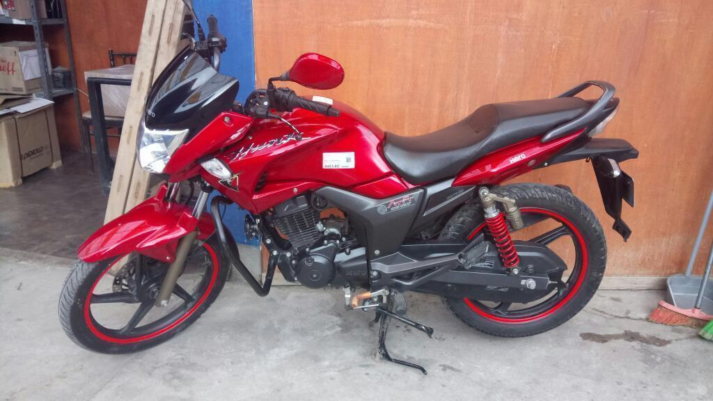 Vendo Moto Hero Hunk 2015