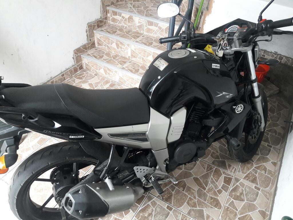 Moto Yamaha Fz 16