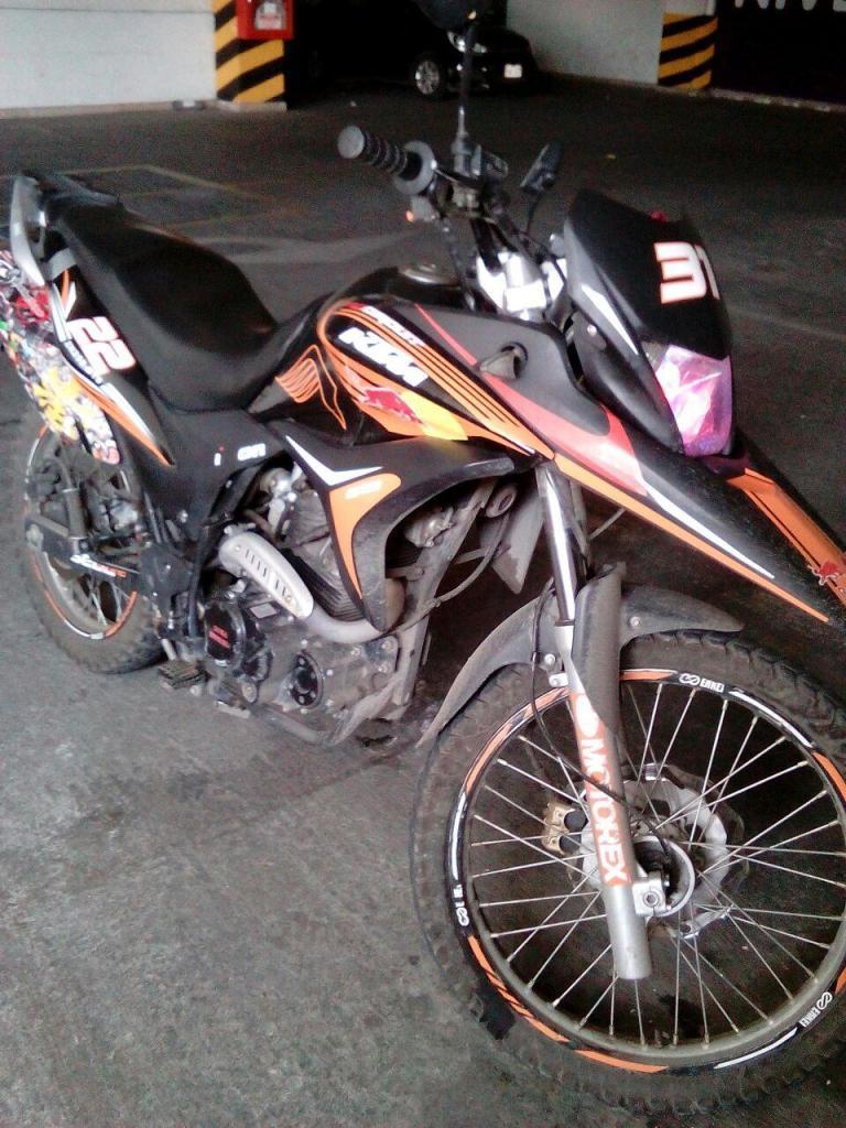 VENDO MOTO POR OCACION