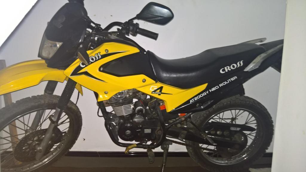 Se Vende Moto CROSS AT 200 GY router