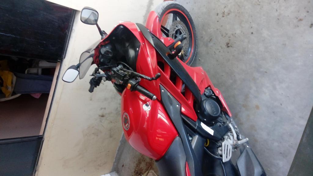 vendo moto yamaha