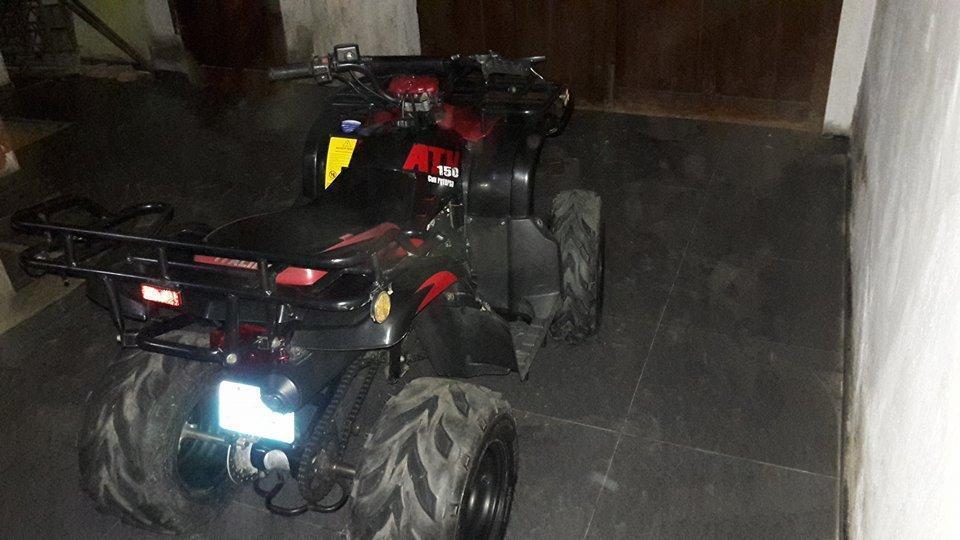 CUATRIMOTO ITALIKA MODELO ATV 150 CON REVERSA CASI NUEVA 09/10