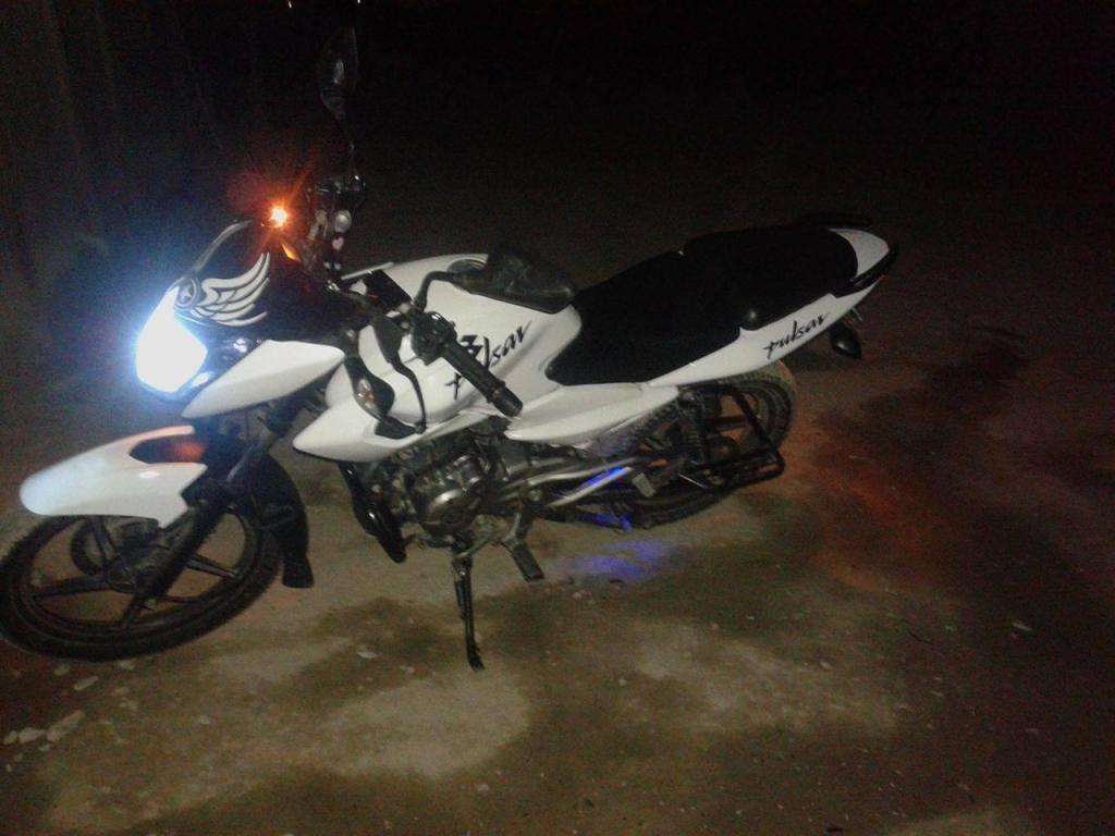 Moto pulsar 135 Ls, en perfecto estado mayor información al 934868016 / 986103929