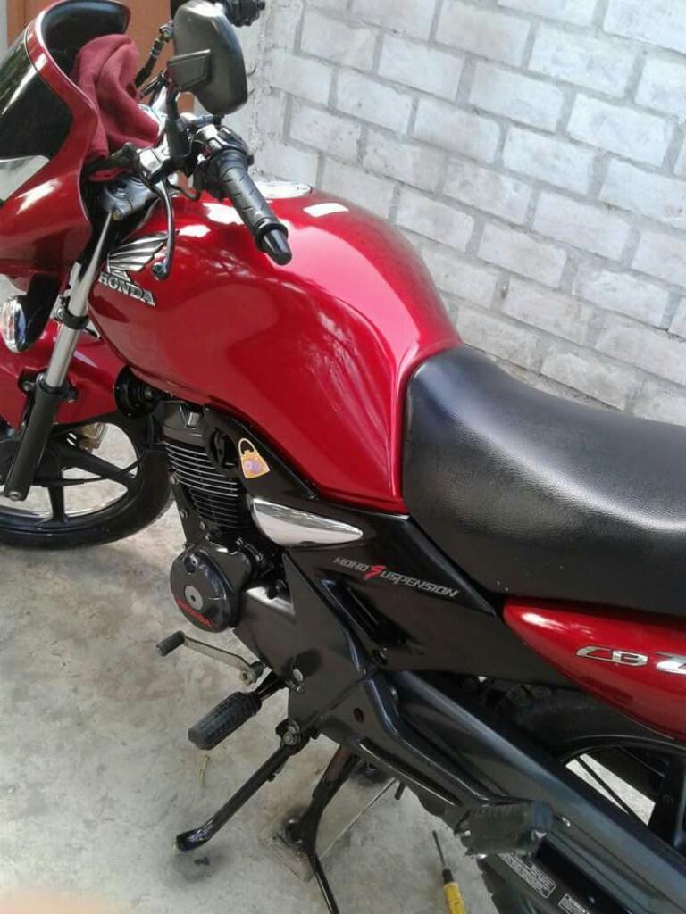 Vendo Moto Honda .150cc Unicor