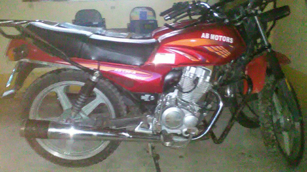 Vendo Moto Chacarera 125 ,estado 10/10