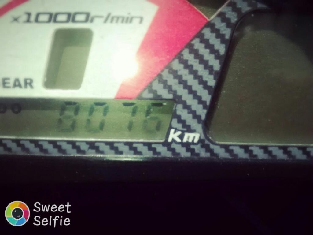 Vendo Moto Custom200