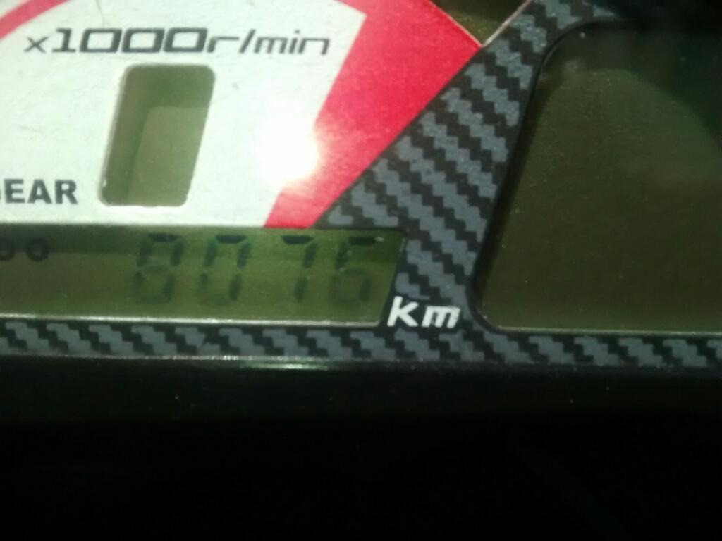 Vendo Moto Custom200