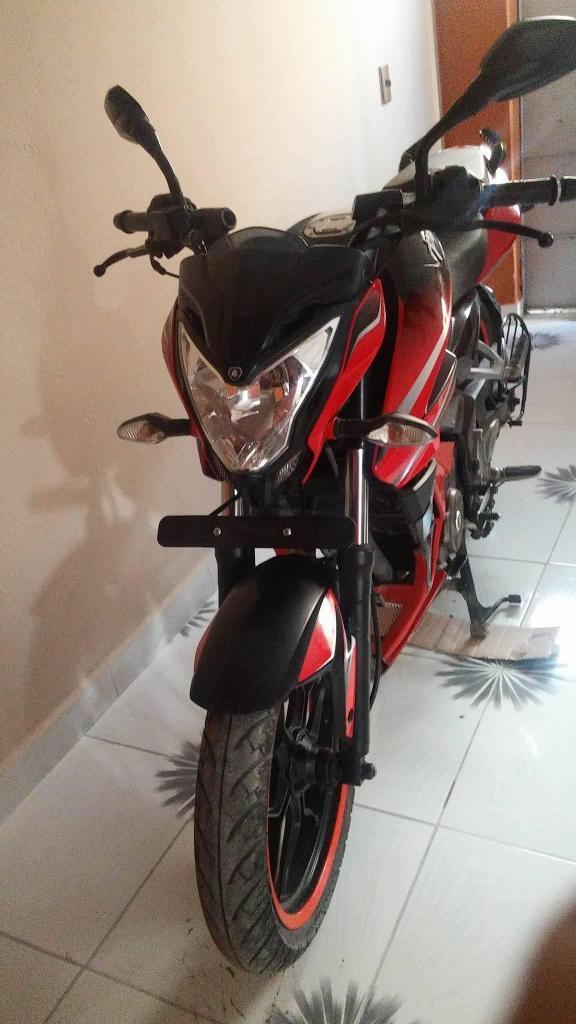 PULSAR NS 200 BIEN CONSERVADO