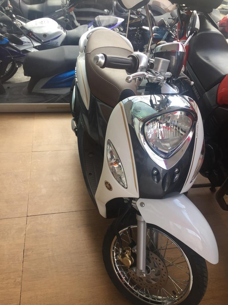 Moto Yamaha Fino Premium