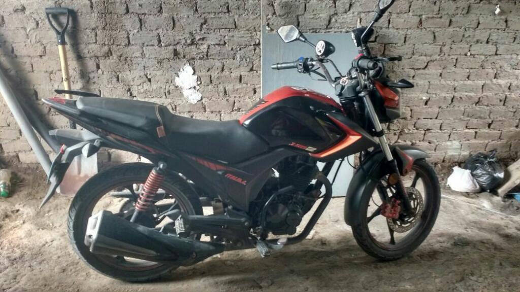 Vendo Moto Italika 150