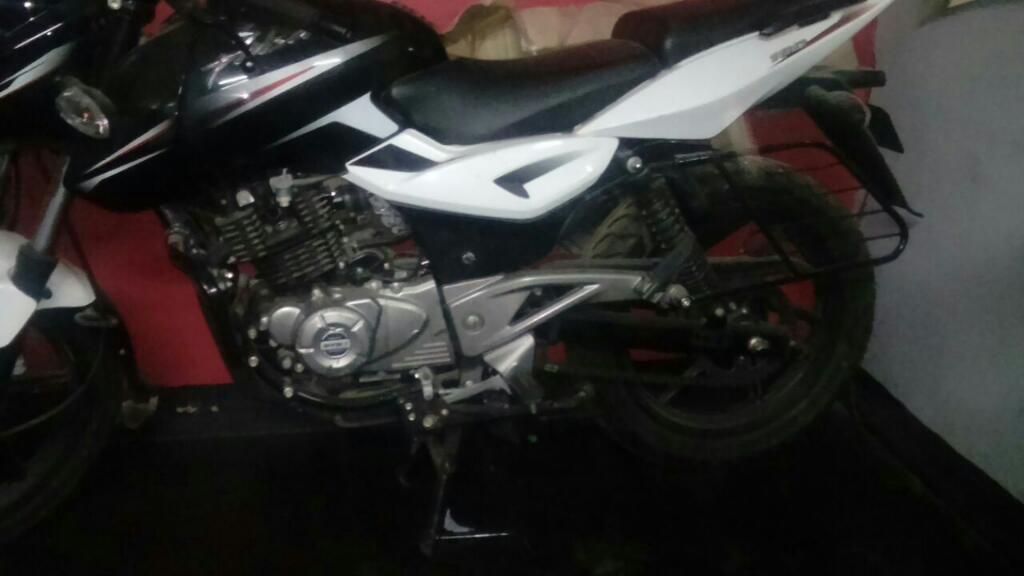 Vendo Moto Pulsar 180