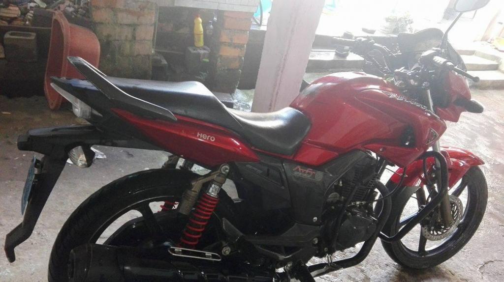 MOTO HERO 150 AÑO 2015 llamar al 942011277