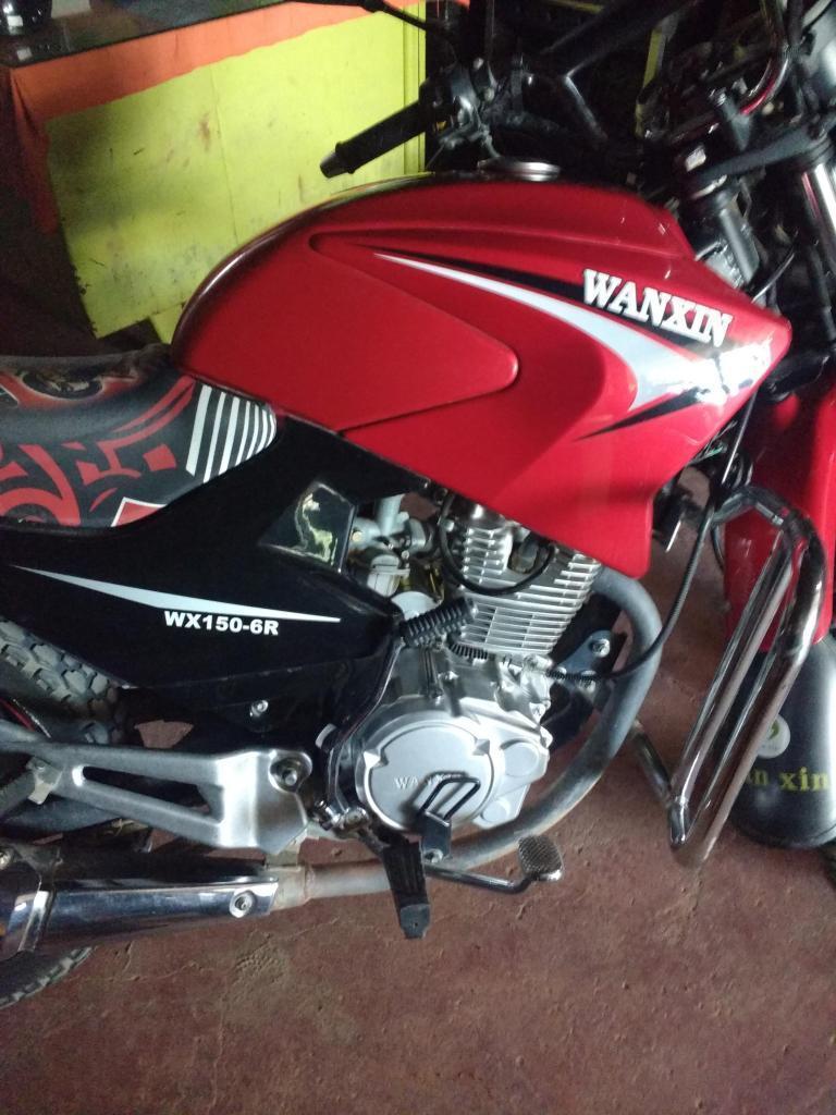 MOTO WANXIN EN BUEN ESTADOO MOTOR 150,. interesados llamar al sr:jaime valdez:947651732