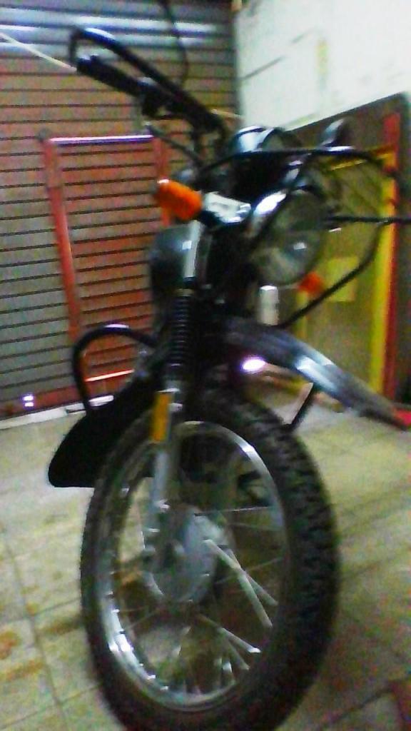 Vendo Moto Yamaha YB125 Chacarera