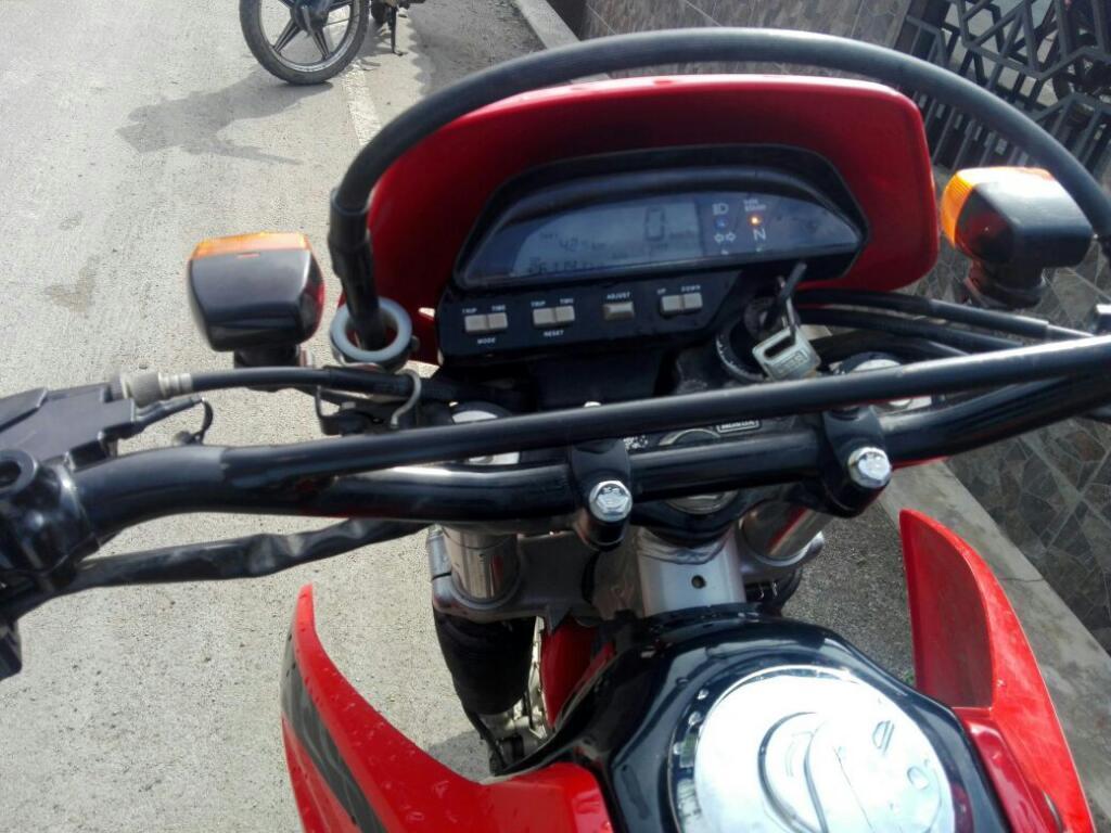 Se Vende Moto Honda Tornado 250