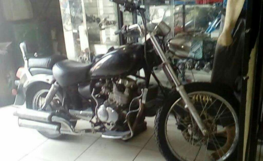 Moto Um 200cc