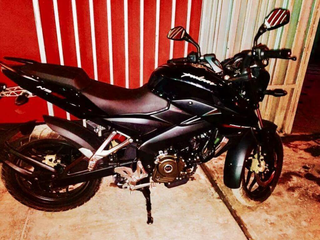 Vendo Moto Pulsar Ns 200 Decal