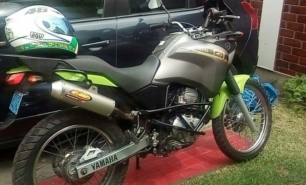 Yamaha Tenere 250 con Soat