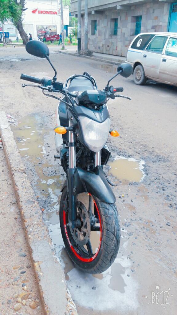 Se Vende Moto Yamaha Fz Buen Estado